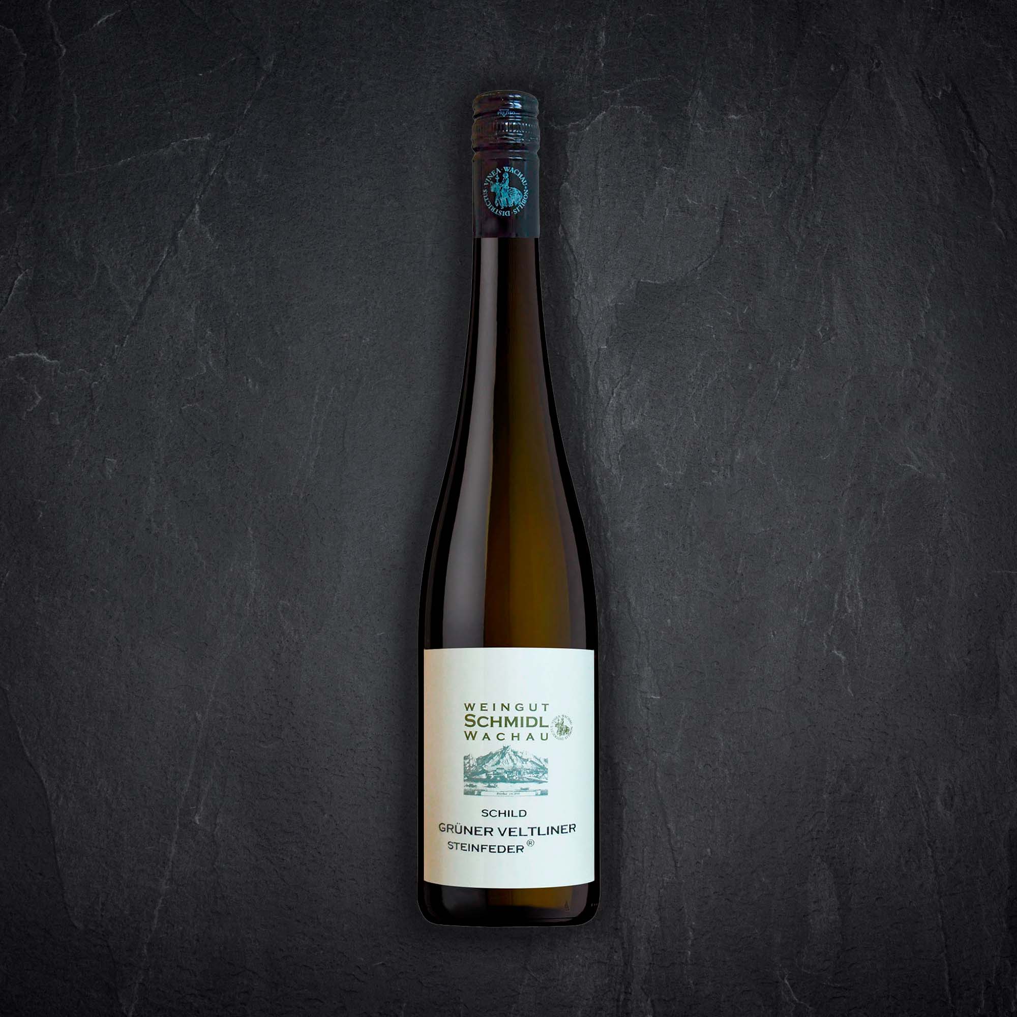 Flasche mit Alkoholischem Getränk Produktbild: Flasche mit Alkoholischem Getränk