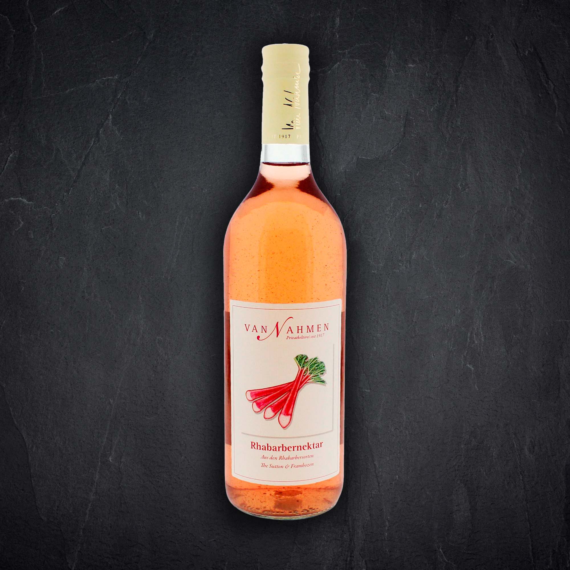 Flasche mit Alkoholischem Getränk Produktbild: Flasche mit Alkoholischem Getränk