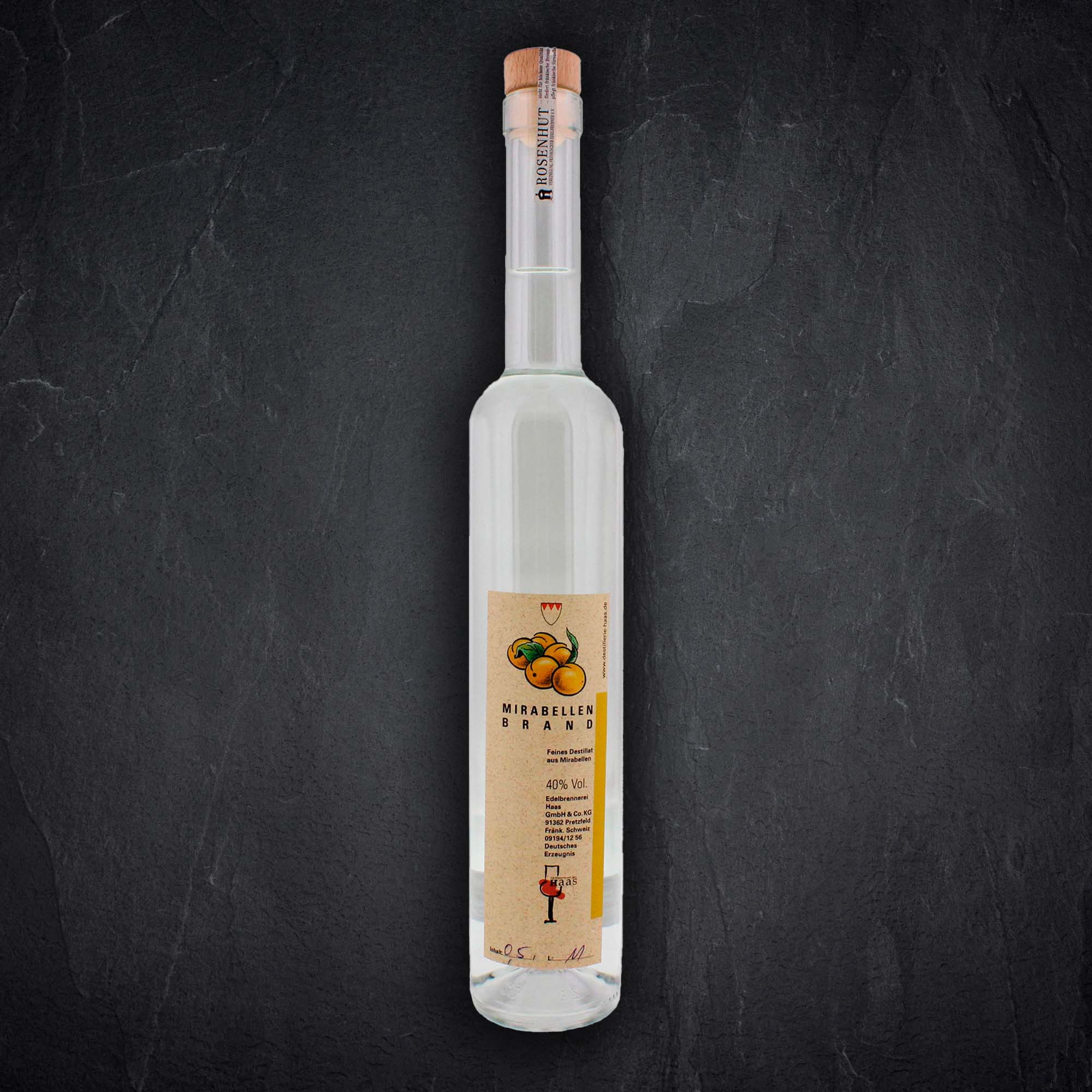 Flasche mit Alkoholischem Getränk Produktbild: Flasche mit Alkoholischem Getränk