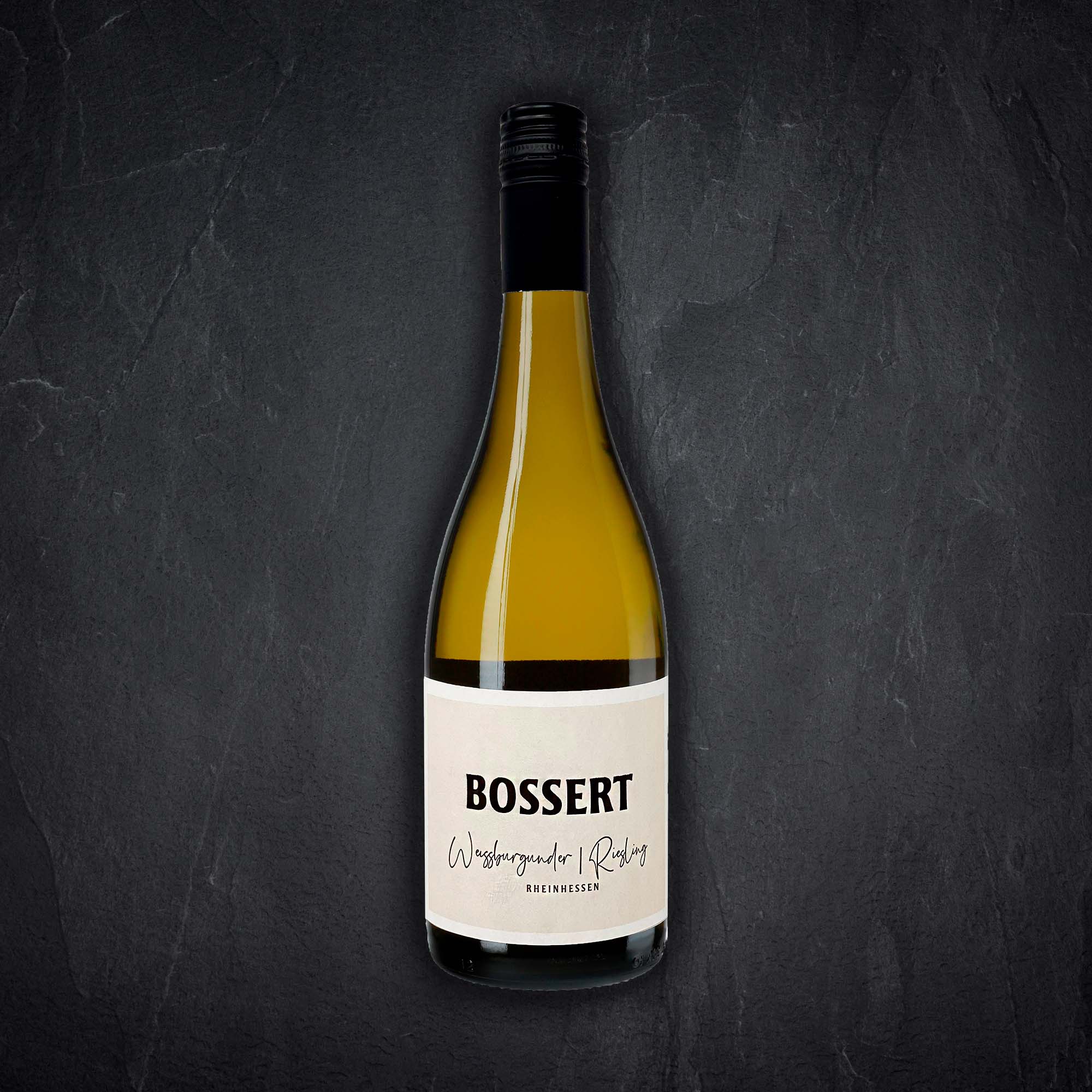 Flasche mit Alkoholischem Getränk Produktbild: Flasche mit Alkoholischem Getränk