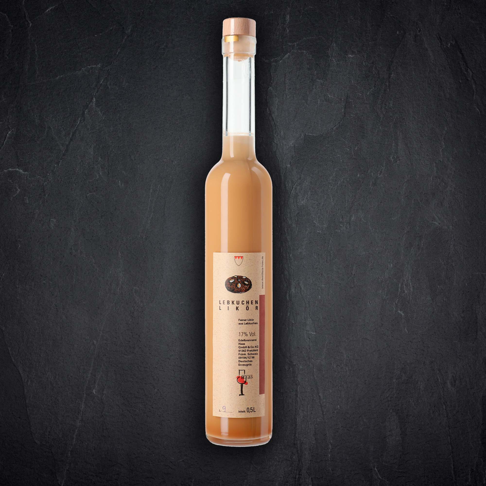 Flasche mit Alkoholischem Getränk Produktbild: Flasche mit Alkoholischem Getränk