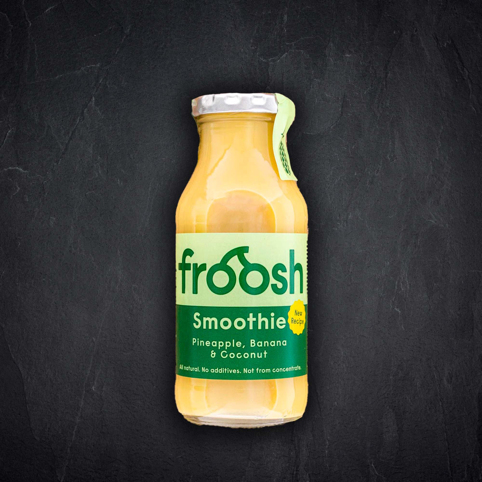 Flasche mit Alkoholischem Getränk Produktbild: Flasche mit Alkoholischem Getränk