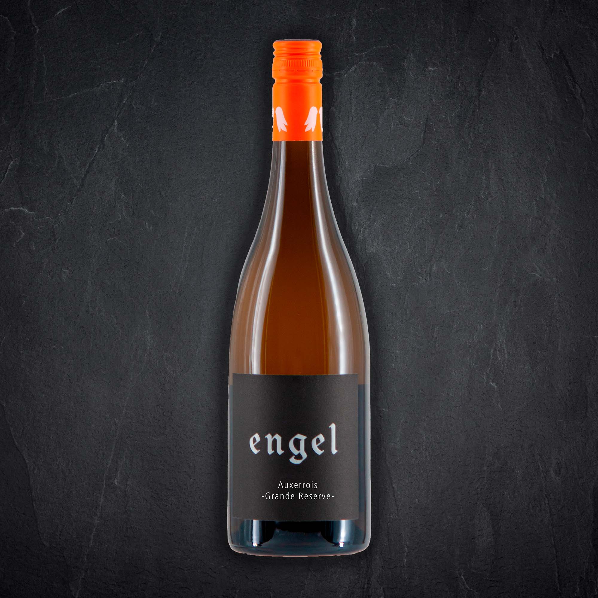 Produktbild: Flasche mit Alkoholischem Getränk
